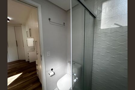 Apartamento à venda com 83m², 2 quartos e 2 vagasBanheiro da Suíte