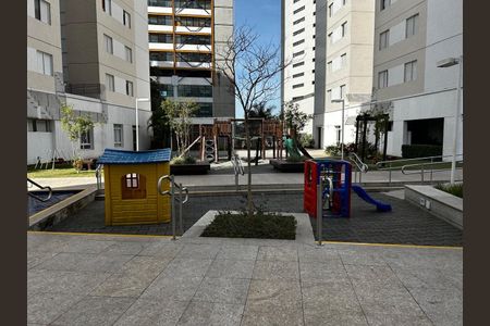 Apartamento à venda com 83m², 2 quartos e 2 vagasÁrea Comum - Playground