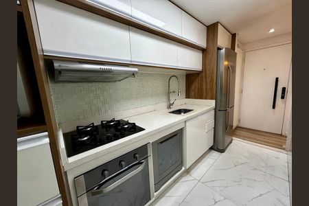 Apartamento à venda com 83m², 2 quartos e 2 vagasCozinha