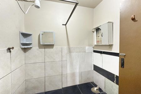 Casa para alugar com 60m², 2 quartos e sem vagaBanheiro