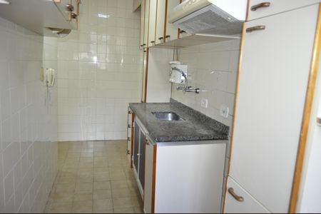 Apartamento à venda com 60m², 2 quartos e 1 vagaCozinha
