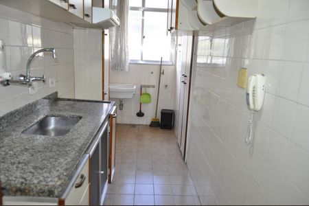 Apartamento à venda com 60m², 2 quartos e 1 vagaCozinha
