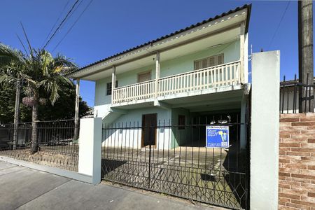 Casa para alugar com 72m², 2 quartos e 1 vagaFachada + Placa 