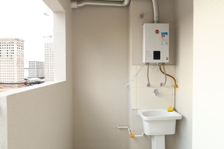 Apartamento à venda com 47m², 3 quartos e 1 vagaÁrea de Serviço