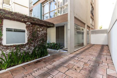 Apartamento à venda com 220m², 3 quartos e 2 vagas Apartamento à venda com 220m², 3 quartos e 2 vagasHall de Entrada