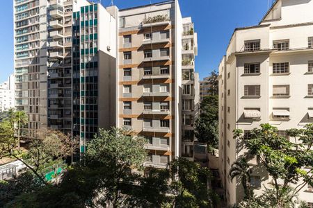 Apartamento à venda com 220m², 3 quartos e 2 vagas Apartamento à venda com 220m², 3 quartos e 2 vagasVista da Sala