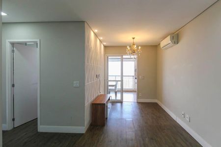 Apartamento à venda com 66m², 2 quartos e 1 vagaSala