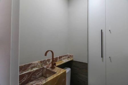 Apartamento à venda com 66m², 2 quartos e 1 vagaLavabo