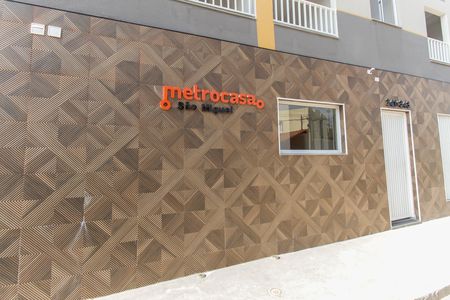 Apartamento para alugar com 47m², 2 quartos e sem vaga Apartamento para alugar com 47m², 2 quartos e sem vagaFachada