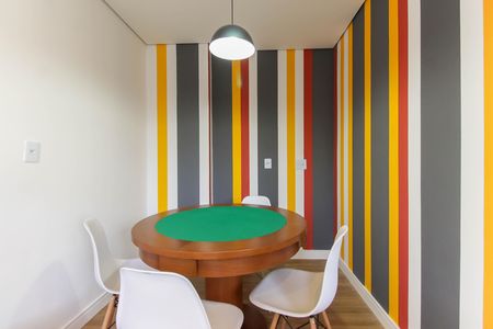 Apartamento para alugar com 47m², 2 quartos e sem vaga Apartamento para alugar com 47m², 2 quartos e sem vagaEspaço de jogos