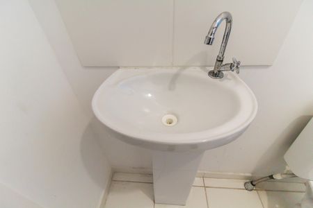 Apartamento para alugar com 47m², 2 quartos e sem vaga Apartamento para alugar com 47m², 2 quartos e sem vagaBanheiro
