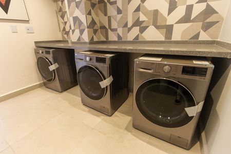 Apartamento para alugar com 47m², 2 quartos e sem vaga Apartamento para alugar com 47m², 2 quartos e sem vagaLavanderia