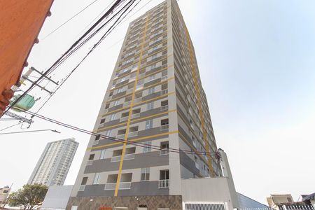 Apartamento para alugar com 47m², 2 quartos e sem vaga Apartamento para alugar com 47m², 2 quartos e sem vagaFachada