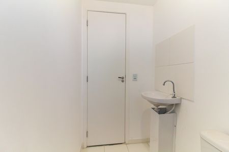 Apartamento para alugar com 47m², 2 quartos e sem vaga Apartamento para alugar com 47m², 2 quartos e sem vagaBanheiro