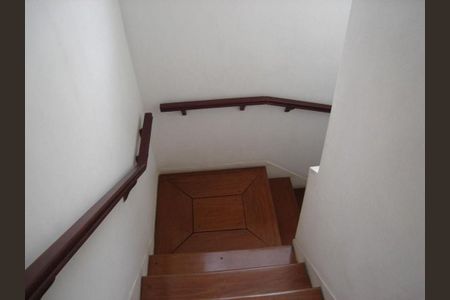 Casa à venda com 2 quartos, 90m² em Jardim Aeroporto, São Paulo