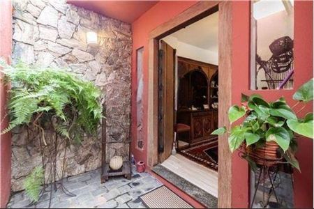 Casa à venda com 3 quartos, 300m² em Jardim Leonor, São Paulo