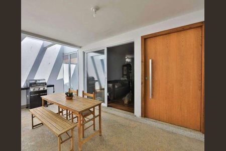 Casa à venda com 4 quartos, 228m² em Parque Terra Nova, São Bernardo do Campo