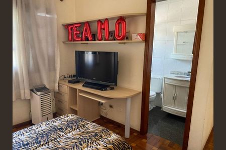 Casa à venda com 4 quartos, 216m² em Planalto Paulista, São Paulo