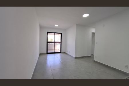 Sala de apartamento para alugar com 2 quartos, 64m² em Parque das Nações, Santo André