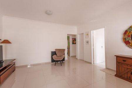 Casa para alugar com 100m², 3 quartos e 1 vagaSala