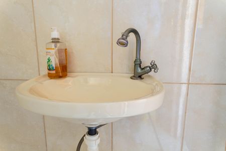 Casa à venda com 125m², 3 quartos e 2 vagas Casa à venda com 125m², 3 quartos e 2 vagasBanheiro de Serviço