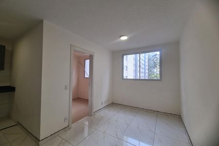 Sala de apartamento para alugar com 2 quartos, 34m² em Cidade São Mateus, São Paulo