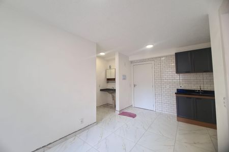Sala de apartamento para alugar com 2 quartos, 34m² em Cidade São Mateus, São Paulo