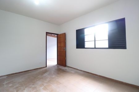 Sala de casa para alugar com 3 quartos, 90m² em Santa Mônica, Uberlândia