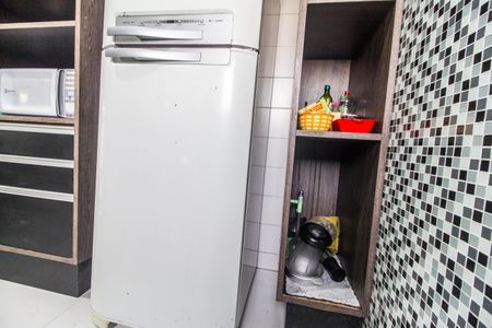 Apartamento à venda com 105m², 3 quartos e 2 vagas Apartamento à venda com 105m², 3 quartos e 2 vagasCozinha