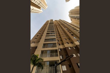 Apartamento à venda com 105m², 3 quartos e 2 vagas Apartamento à venda com 105m², 3 quartos e 2 vagasFachada do bloco
