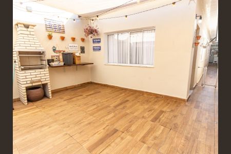 Quintal e Garagem de casa à venda com 2 quartos, 135m² em Vila Oratorio, São Paulo