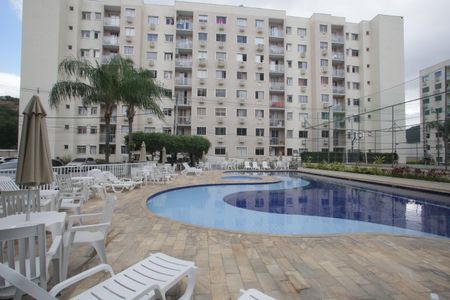 Apartamento à venda com 51m², 2 quartos e sem vagaÁrea comum - Piscina