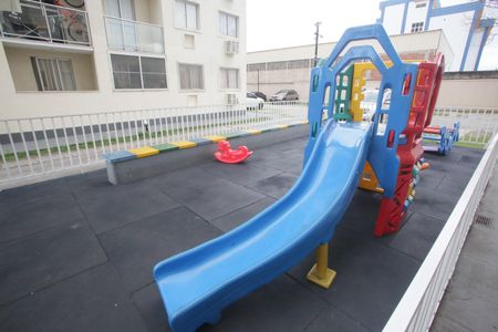 Apartamento à venda com 51m², 2 quartos e sem vagaÁrea comum - Playground