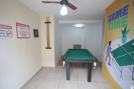 Apartamento à venda com 51m², 2 quartos e sem vagaÁrea comum - Salão de jogos