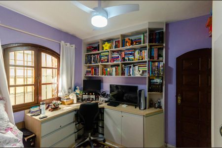 Casa à venda com 140m², 3 quartos e 2 vagas Casa à venda com 140m², 3 quartos e 2 vagasQuarto 2