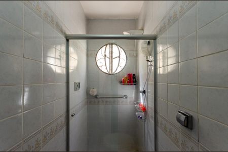 Casa à venda com 140m², 3 quartos e 2 vagas Casa à venda com 140m², 3 quartos e 2 vagasSuíte - Banheiro