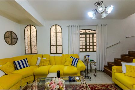 Sala de casa à venda com 3 quartos, 140m² em Vila Pereira Cerca, São Paulo
