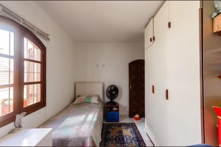 Casa à venda com 140m², 3 quartos e 2 vagas Casa à venda com 140m², 3 quartos e 2 vagasQuarto 1