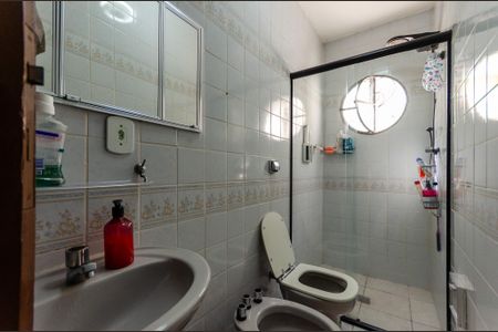 Casa à venda com 140m², 3 quartos e 2 vagas Casa à venda com 140m², 3 quartos e 2 vagasBanheiro