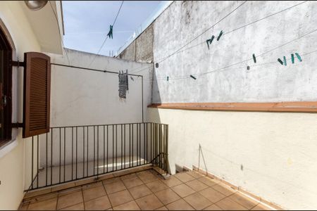 Casa à venda com 140m², 3 quartos e 2 vagas Casa à venda com 140m², 3 quartos e 2 vagasChurrasqueira