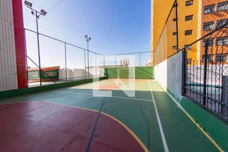 Apartamento à venda com 77m², 2 quartos e 1 vagaÁrea comum