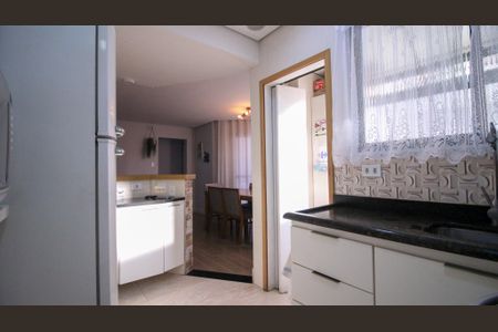 Apartamento à venda com 77m², 2 quartos e 1 vagaCozinha