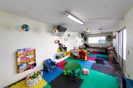 Apartamento à venda com 77m², 2 quartos e 1 vagaÁrea comum