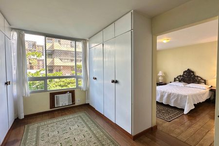 Apartamento para alugar com 208m², 3 quartos e 3 vagasSuíte 