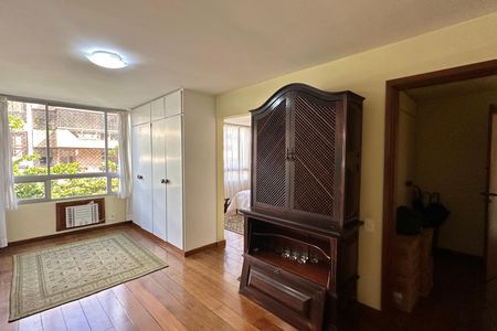 Apartamento para alugar com 208m², 3 quartos e 3 vagasSuíte 