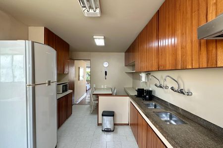 Apartamento para alugar com 208m², 3 quartos e 3 vagasCozinha