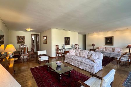 Apartamento para alugar com 208m², 3 quartos e 3 vagasSala