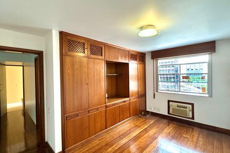 Apartamento para alugar com 208m², 3 quartos e 3 vagasQuarto 2