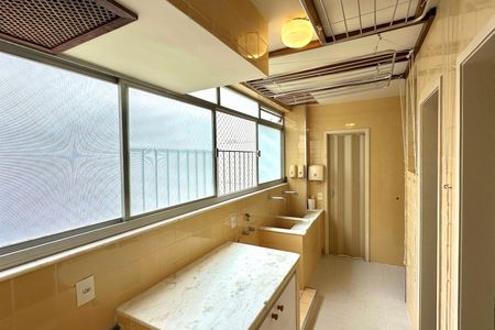 Apartamento para alugar com 208m², 3 quartos e 3 vagasÁrea de Serviço