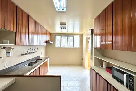 Apartamento para alugar com 208m², 3 quartos e 3 vagasCozinha